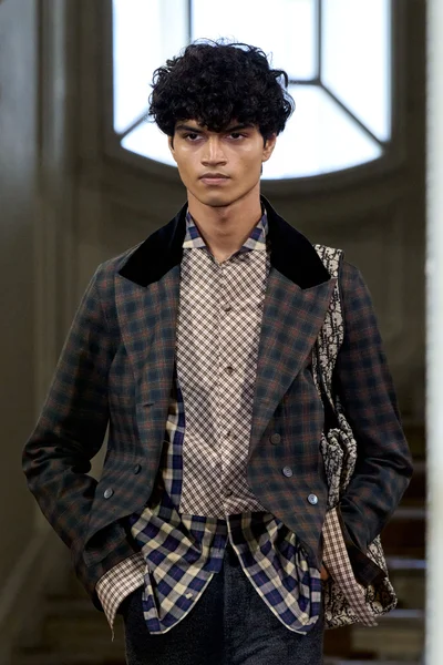 Look 174